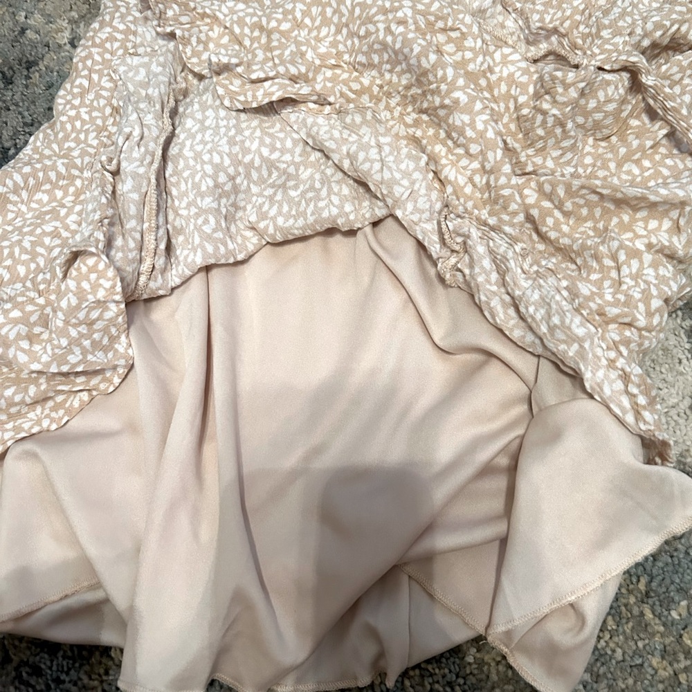 Dress - Picture 3 of 4